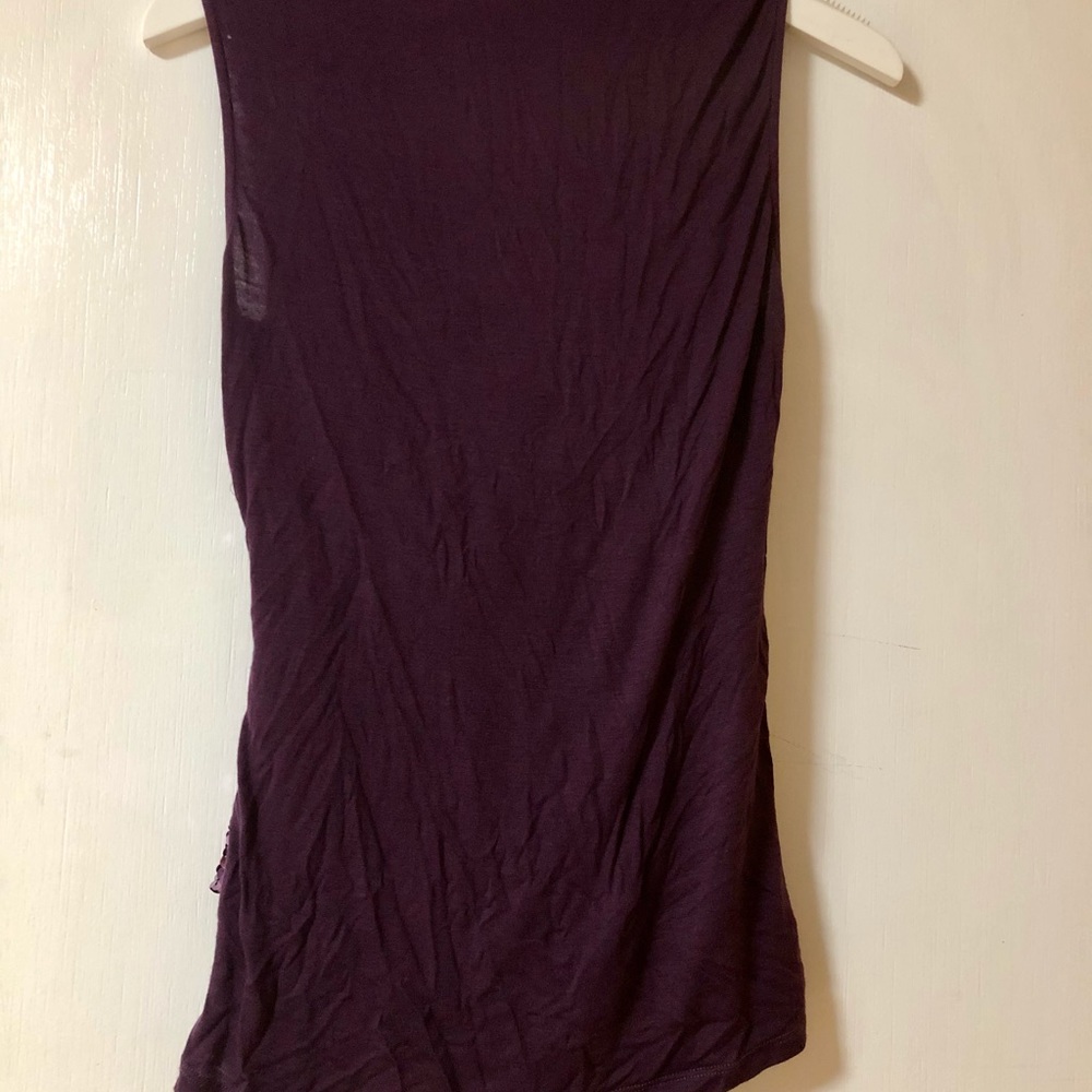 Tahari top. S. NWOT - Picture 3 of 4